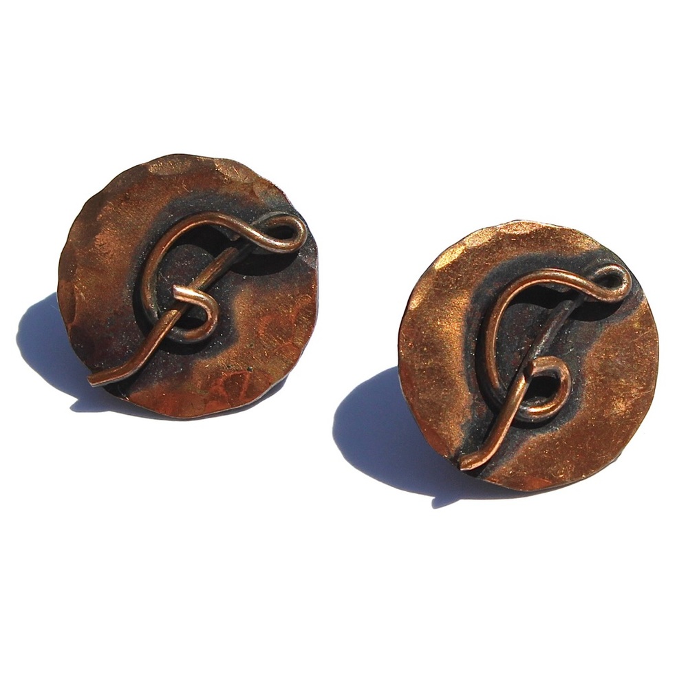Vintage Mid-Century Modernist Copper Screw Back Earrings Swirl Hammered Disc